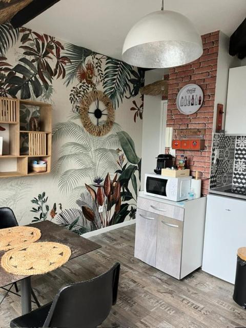 Le Bali Apartment Безансон Екстериор снимка