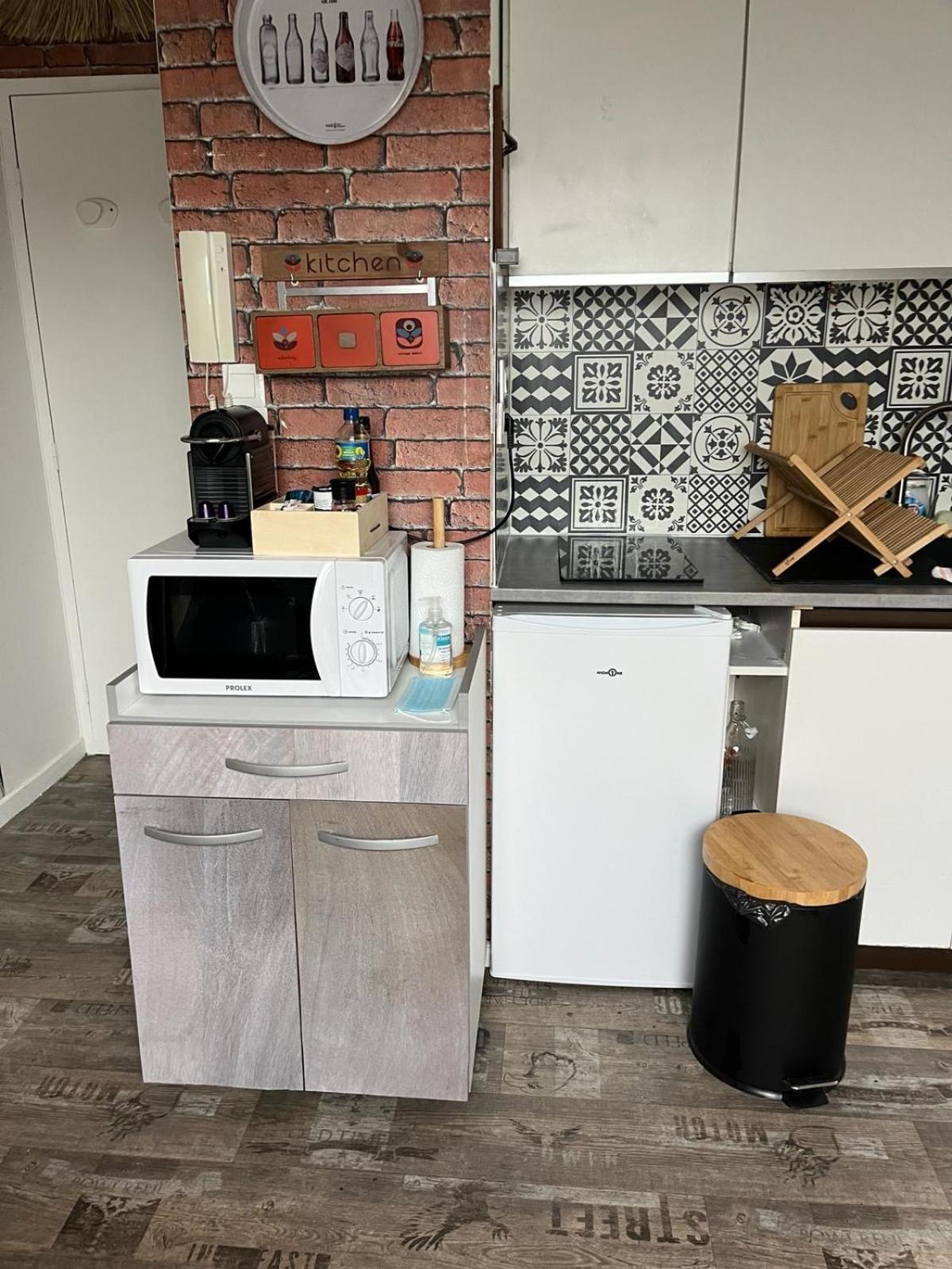 Le Bali Apartment Безансон Екстериор снимка