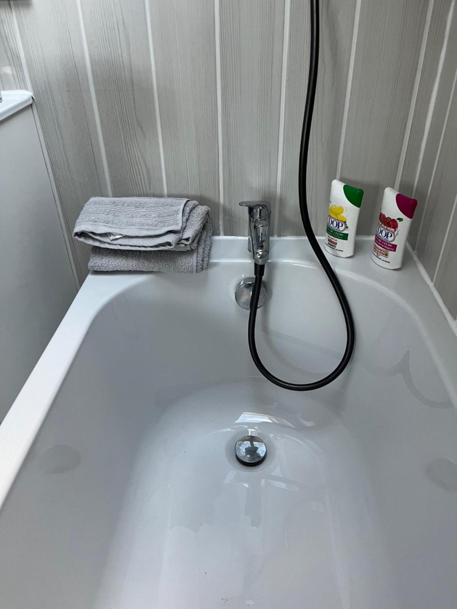 Le Bali Apartment Безансон Екстериор снимка