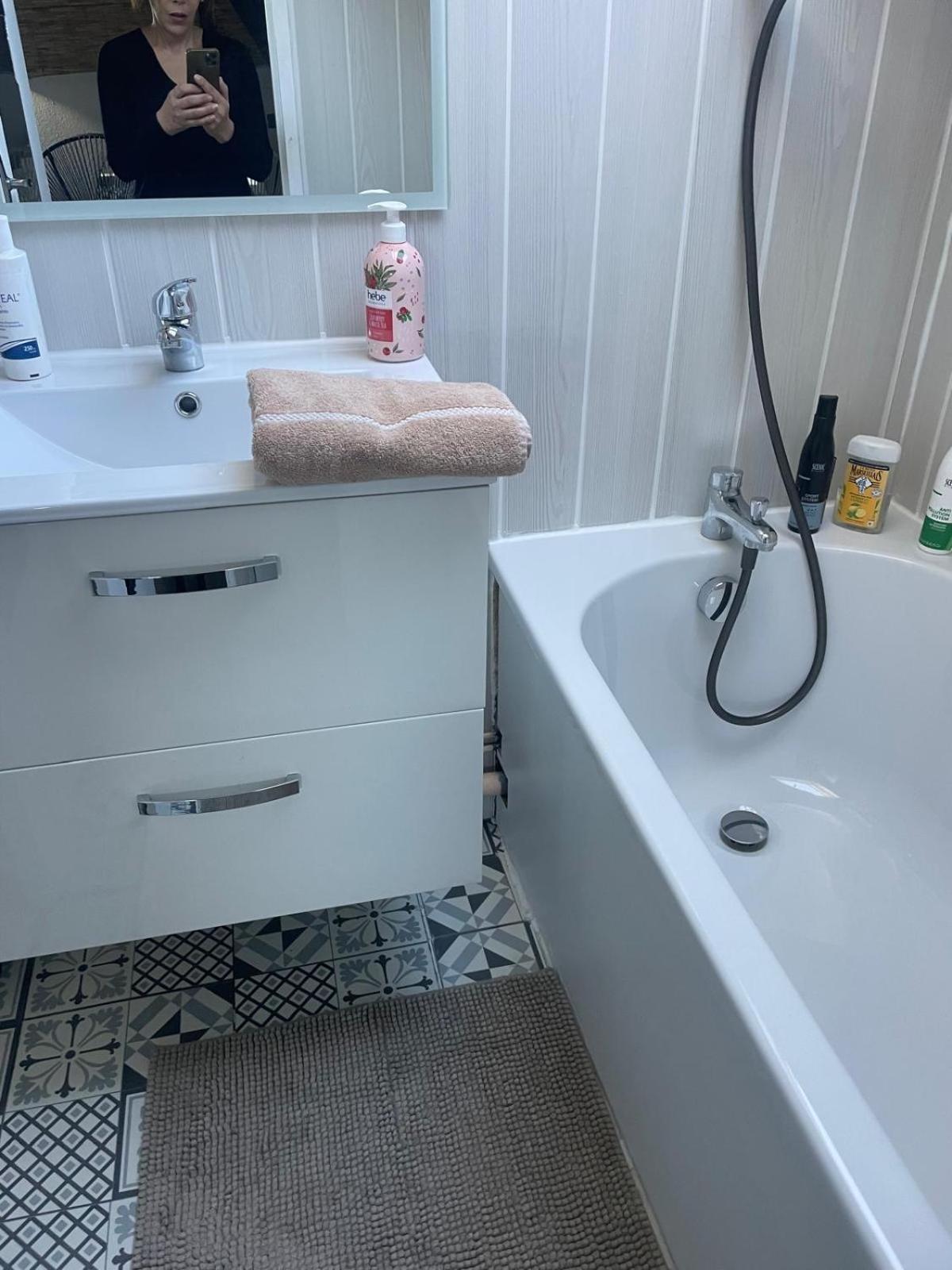 Le Bali Apartment Безансон Екстериор снимка