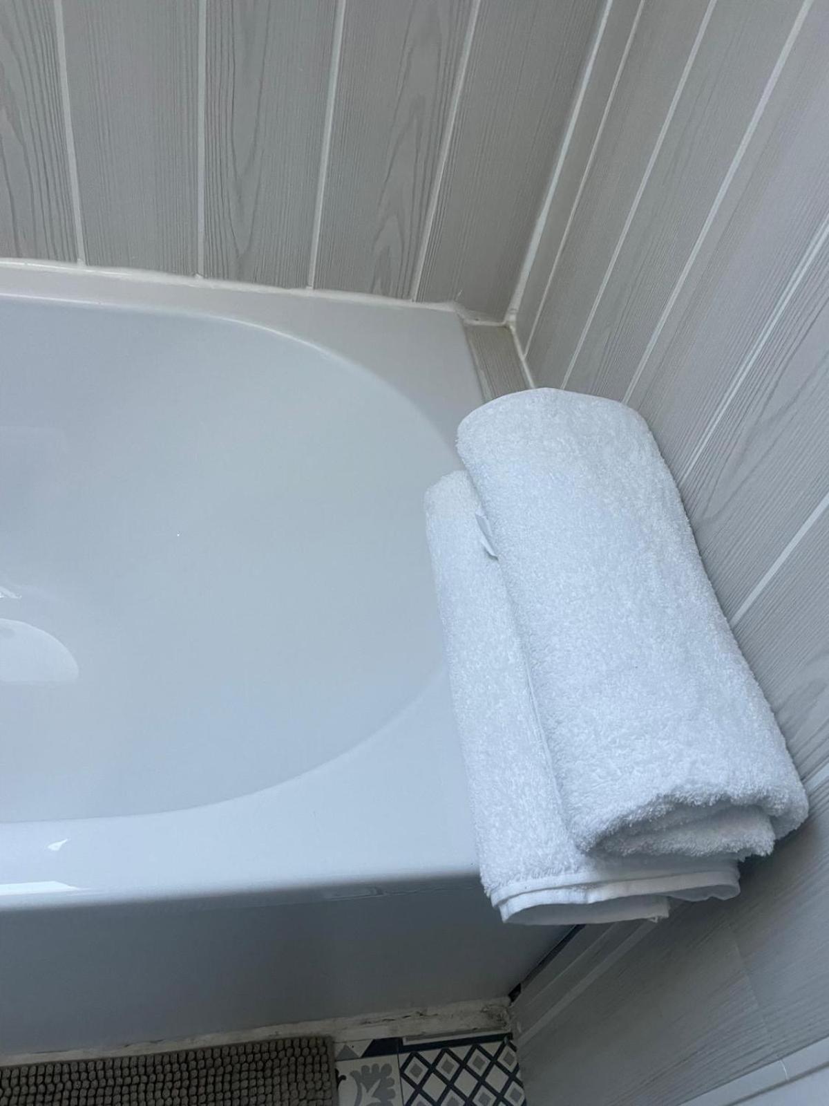 Le Bali Apartment Безансон Екстериор снимка